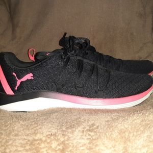 Women's Puma Athletic Shoes